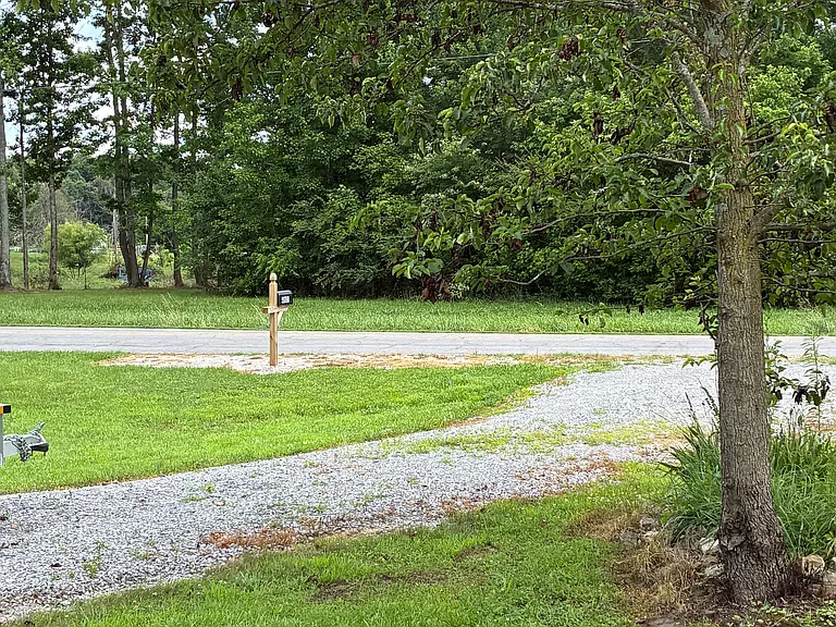 4802 County Road 141 — Photo 2