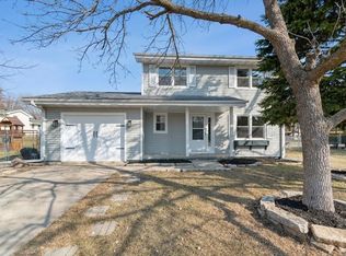 1023 7th St NW, Altoona, IA 50009