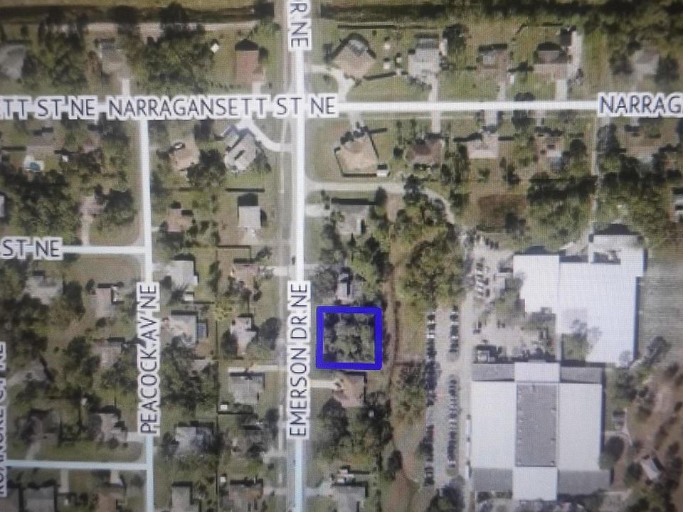 1st image of 541 Emerson Dr NE