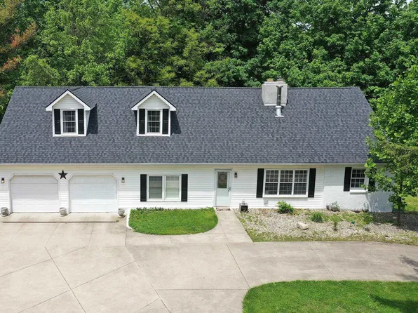 59483 Clover Rd, Mishawaka, IN 46544