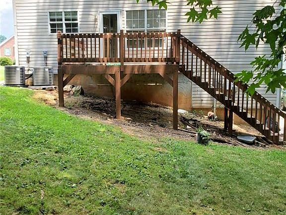 2nd image of 1707 Silverdale Ln