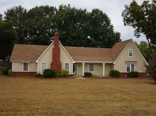 4915 Ross Rd, Memphis, TN 38141