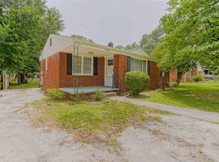 1113 Summerland Dr, Cayce, SC 29033