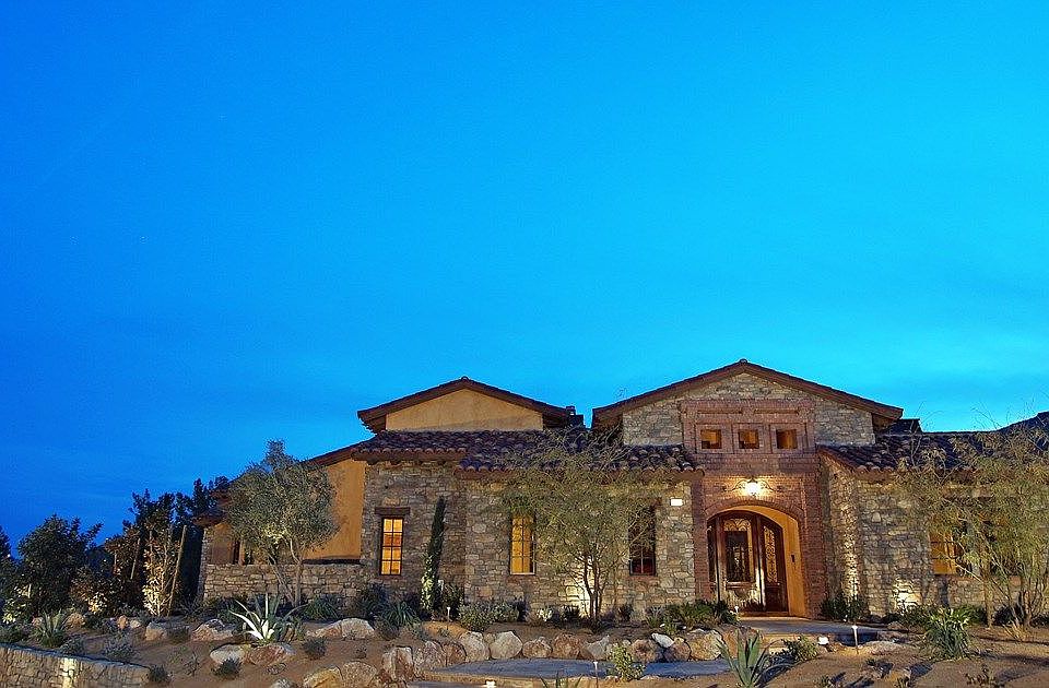 2nd image of 11 Castle Oaks Ct