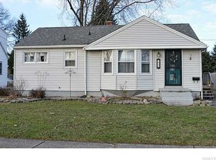 1022 Pioneer Dr, North Tonawanda, NY 14120