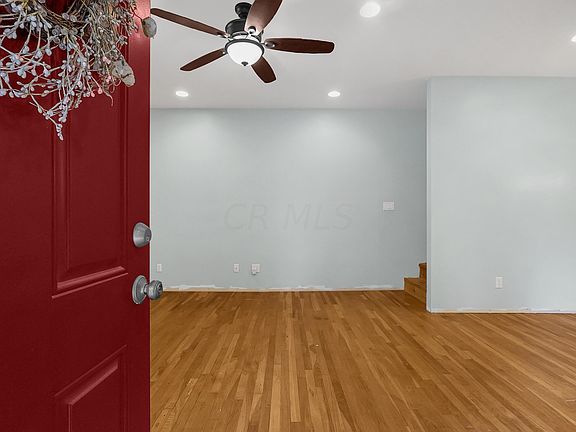 5th image of 488 Granville St