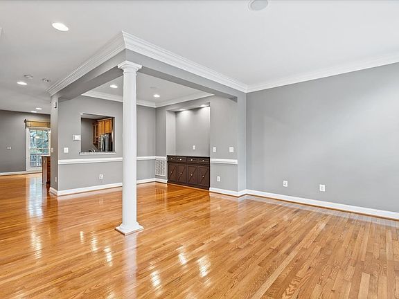 4th image of 10363 Gershwin Ct