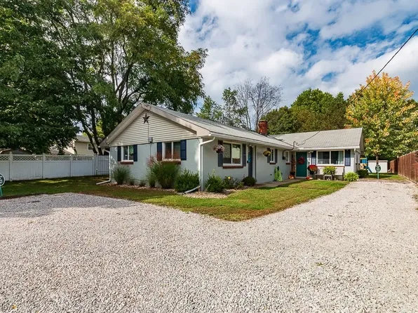 7527-7529 Lakeshore Blvd #7527, Mentor, OH 44060
