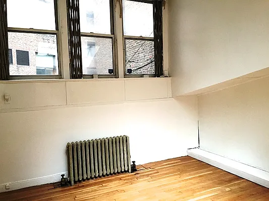 Rented by City Apt Group LLC | media 25