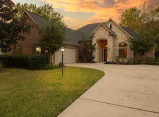 35 Monterrey Rd, Montgomery, TX 77356