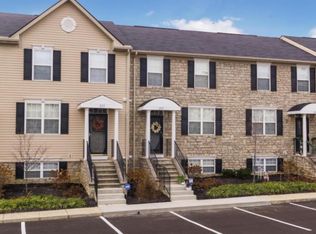 239 Oxford Oak Dr, Blacklick, OH 43004