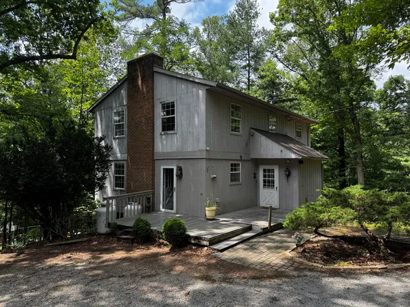 6613 Sylvan Brook Rd, Roanoke, VA 24018