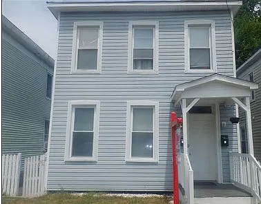 607 W Washington St #B Photo 1 607 W Washington St #B Photo 1
