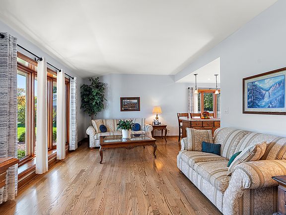 4th image of 1521 Andrea Dr