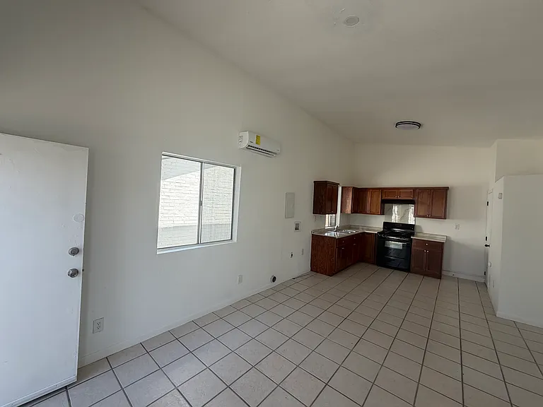 5951 Griems Ct #F — Photo 3