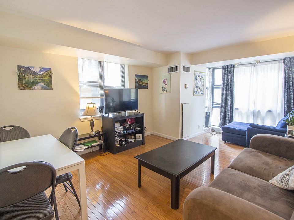 1st image of 170 Tremont St APT 906