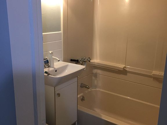 4th image of 659 Saint Marks Ave APT 2
