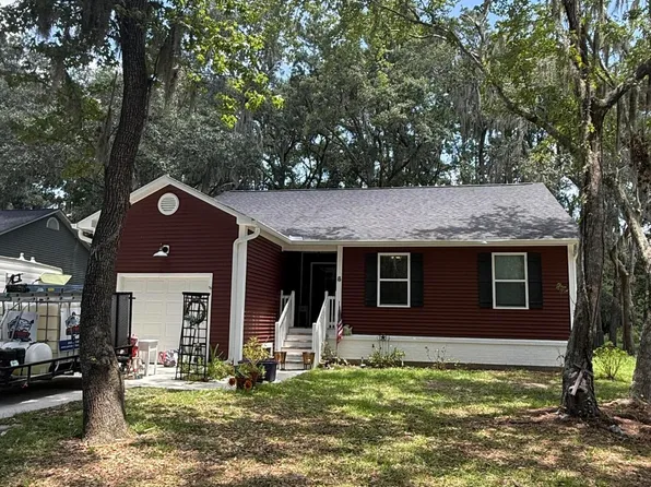 8 Canopy Lane, St. Helena Island, SC 29920