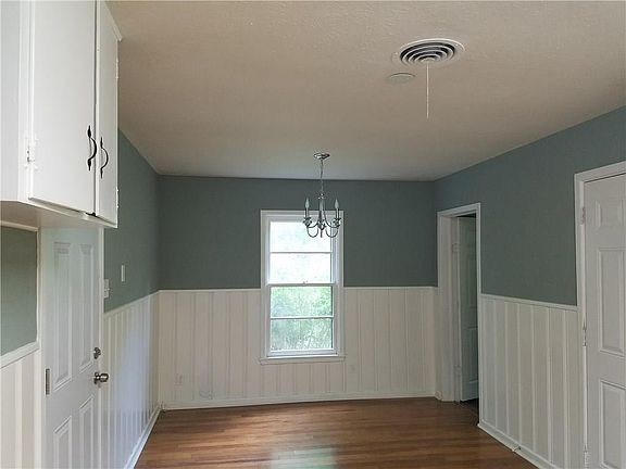 5th image of 4108 Schadt Ct