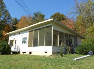 15 Buena Vista Dr, Hayesville, NC 28904