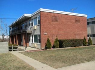 766 E 5th Ct APT C, Des Plaines, IL 60016