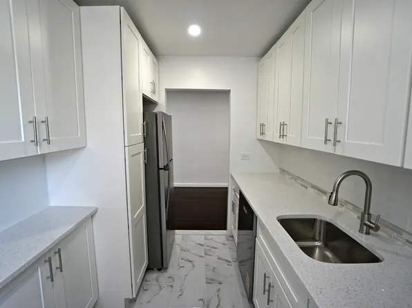 66-92 Selfridge Street 1B image 3 of 17