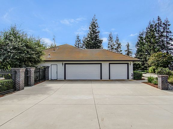 5th image of 30000 S Garden Ave