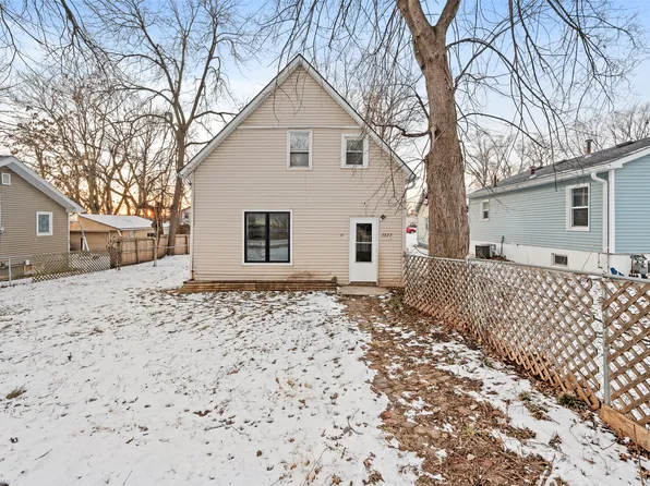 2822 1st St, Des Moines, IA 50313