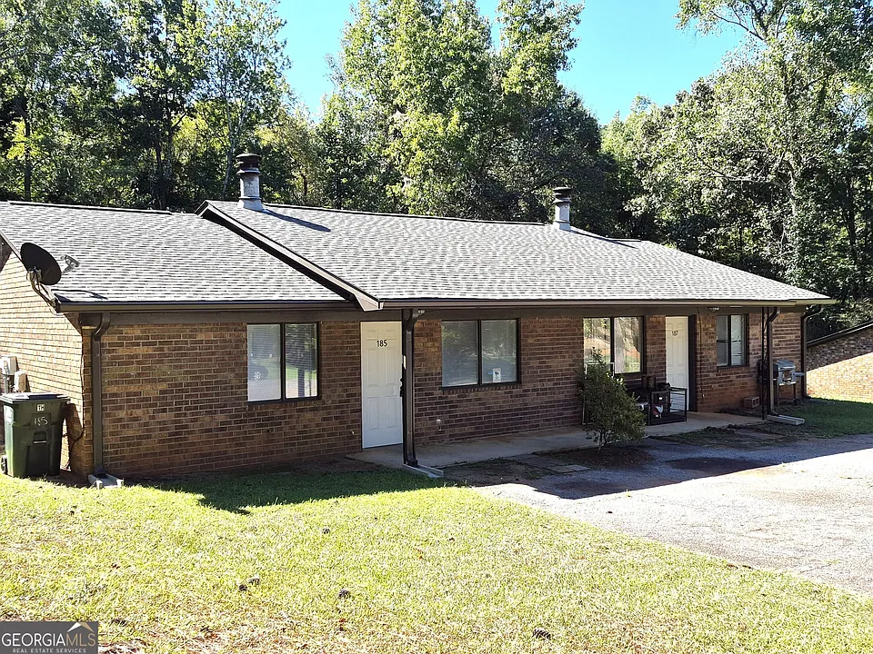 185 Ramble Hills Cir