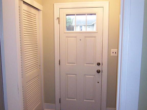 3rd image of 341 Jordan Ave