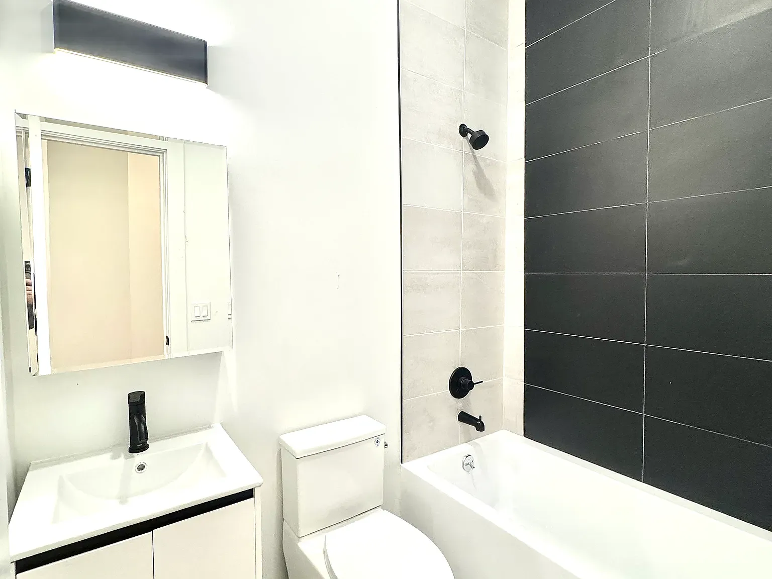 2 bed, $2,100 — Photo 4
