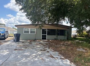 417 Walter Ave, Frostproof, FL 33843