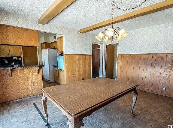 2nd image of 3430 Paraiso Way