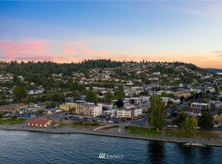 2717 60th Ave SW, Seattle, WA 98116