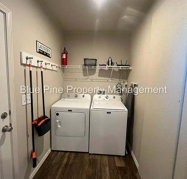 128 N 4 W — Photo 16