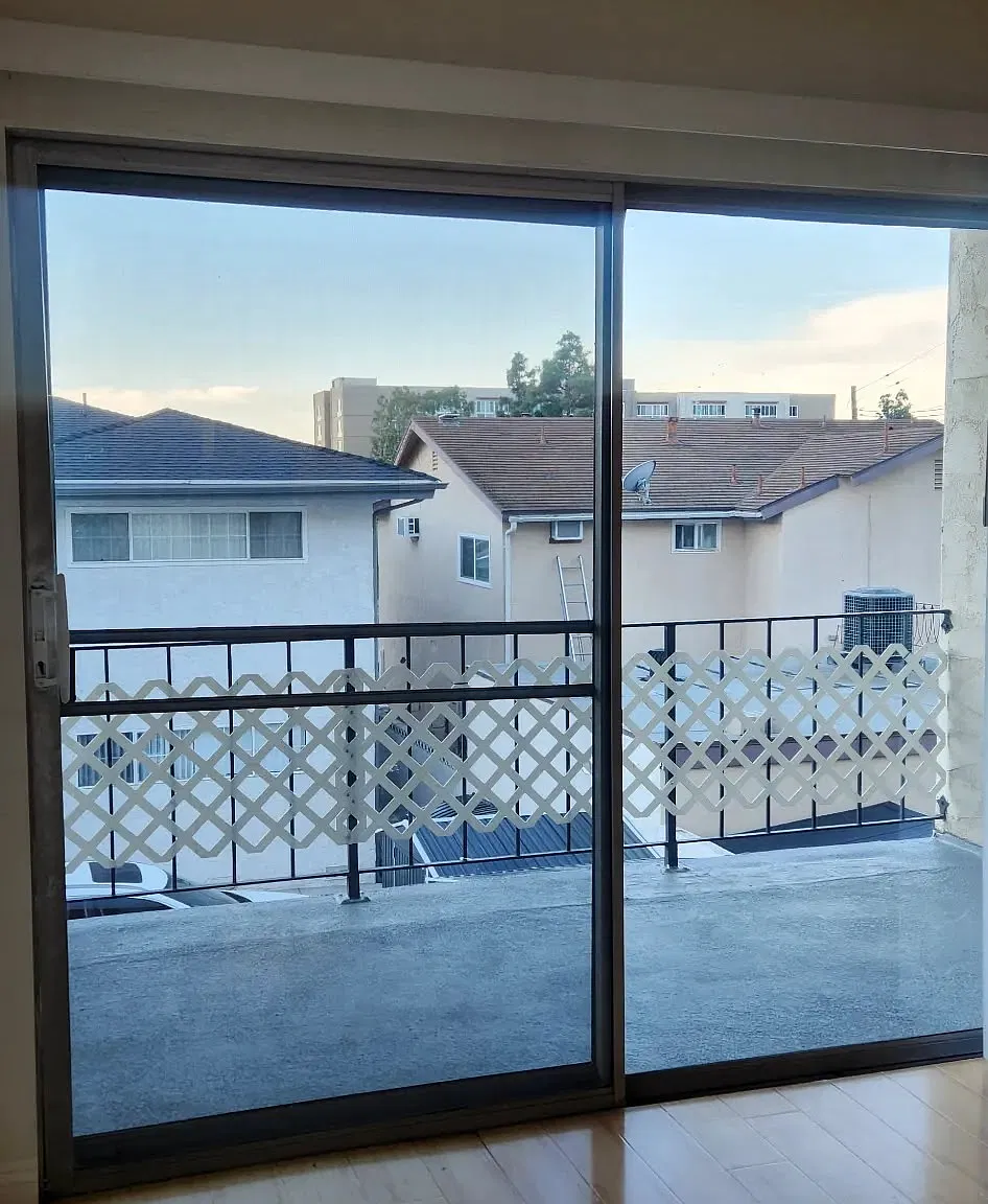 545 N Taylor Avenue — Photo 3