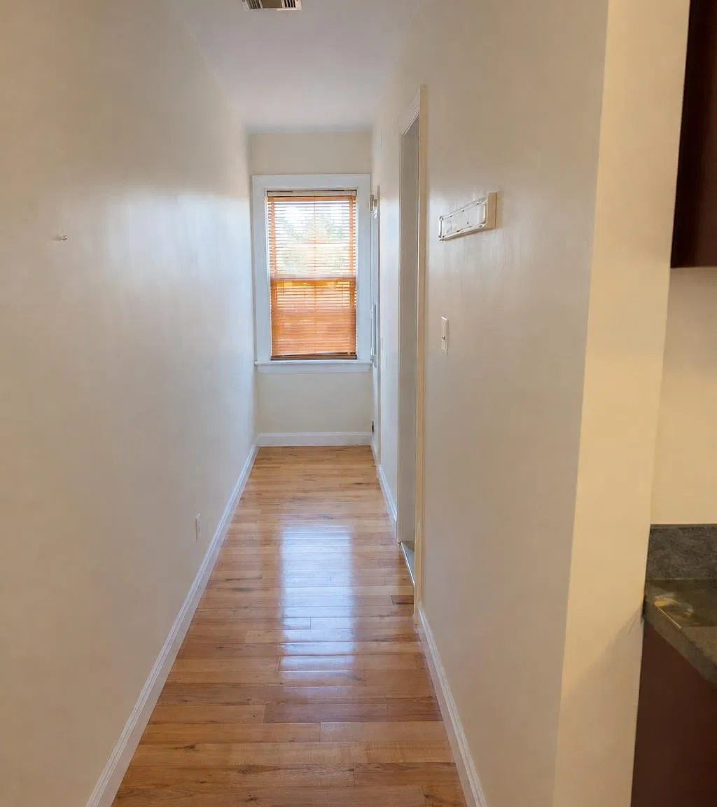 2 bed, $2,200 — Photo 4