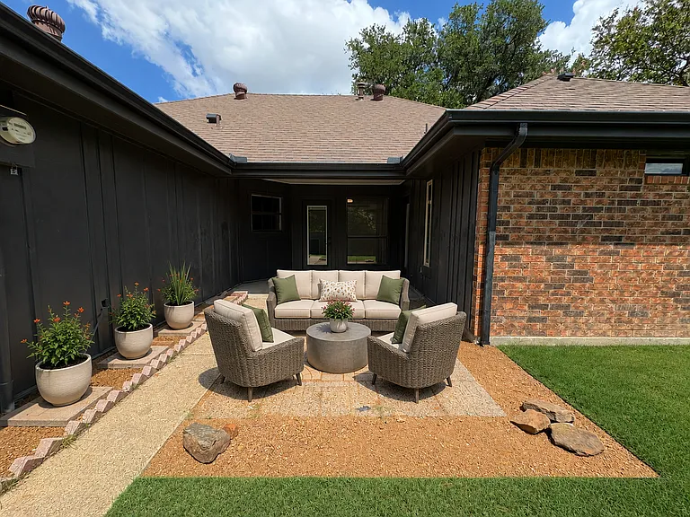 3021 Roundrock Trl — Photo 13