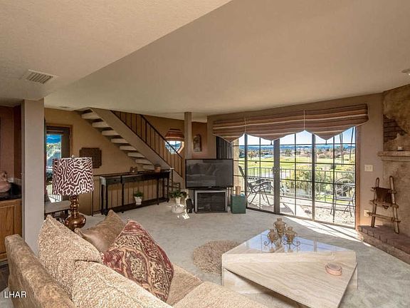 4th image of 1566 Palace Way Unit 11