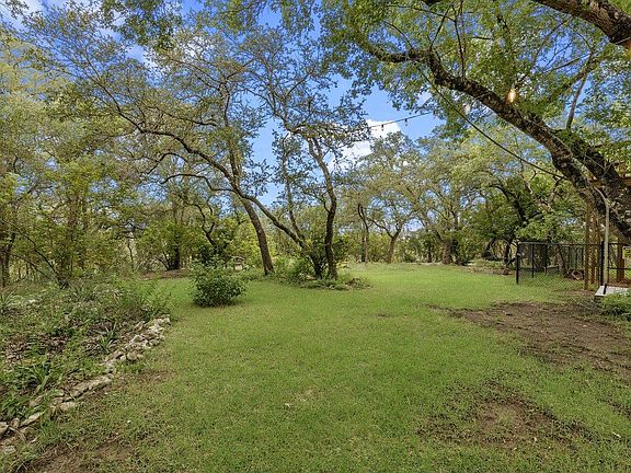 4th image of 12400 Shady Acres Dr