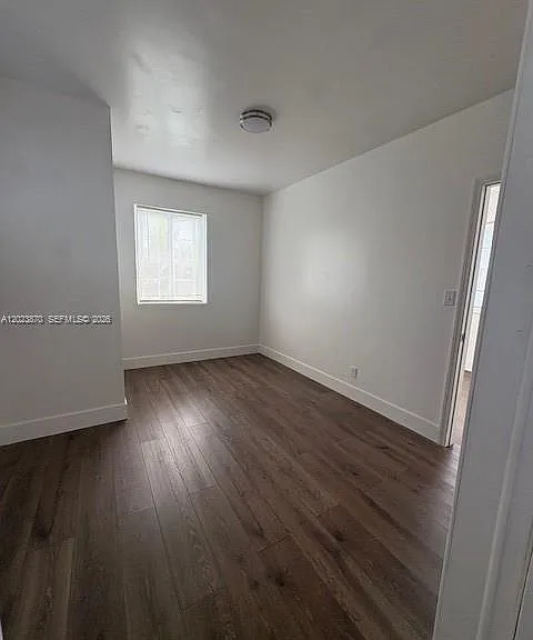 2052 SW 7th St #4 — Photo 9