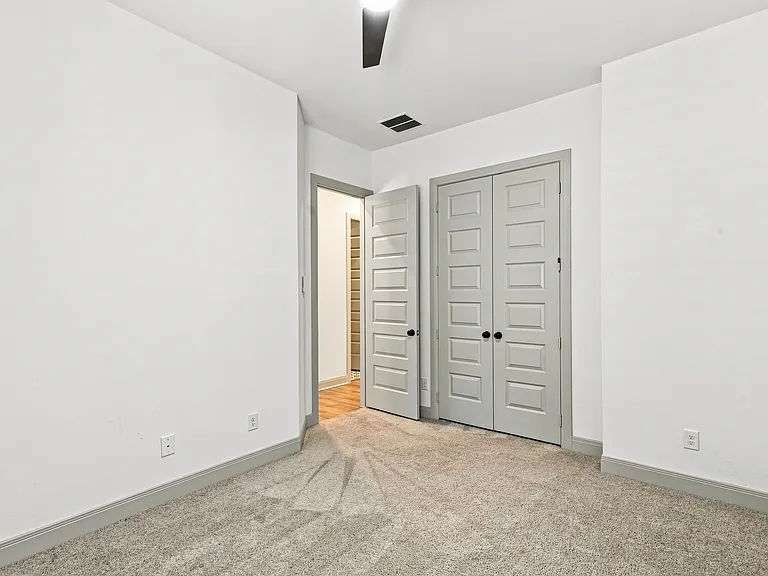 1205 1st St — Photo 15
