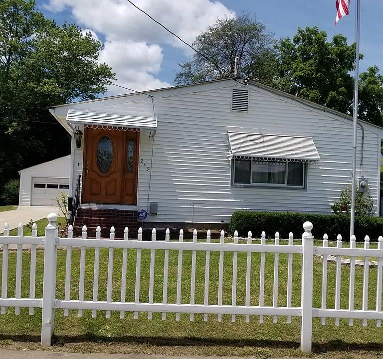 1st image of 243 Oakwood Ave