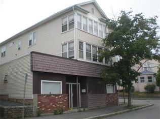 10 Wall St, Worcester, MA 01604