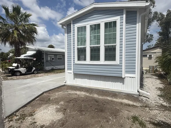 2206 Chaney Dr #242, Ruskin, FL 33570