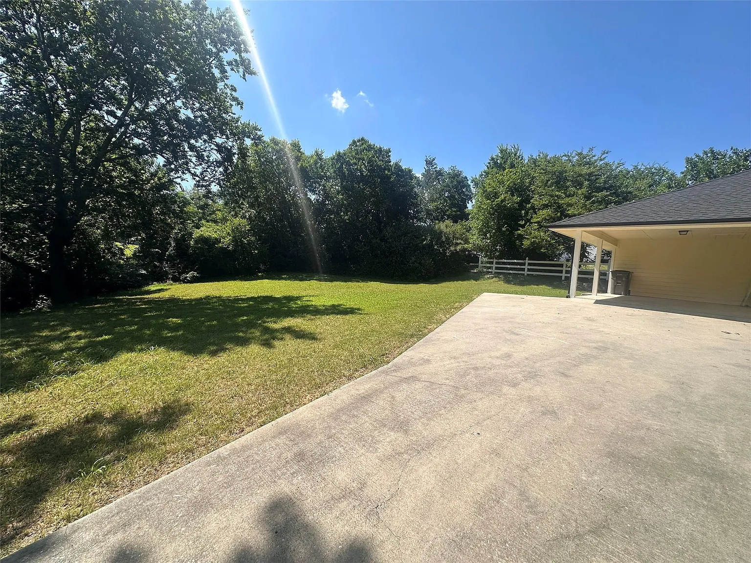 738 Wayne Avenue — Photo 3