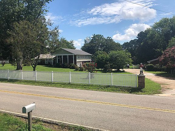 2nd image of 1143 Tellico St