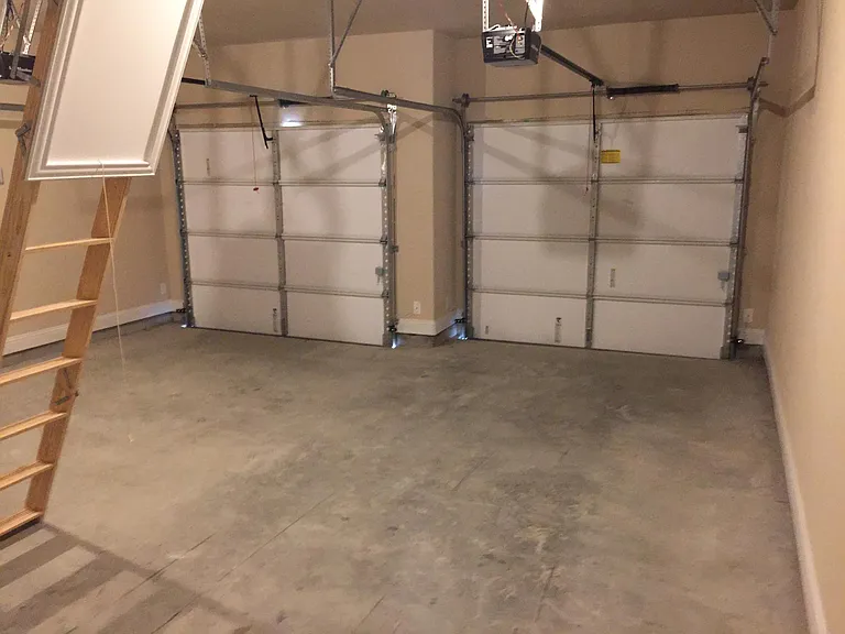 4052 Angelina Dr — Photo 10