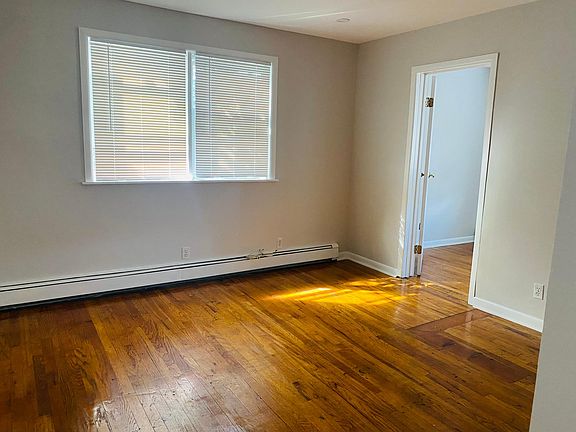3rd image of 175 Grant Ave Floor 2