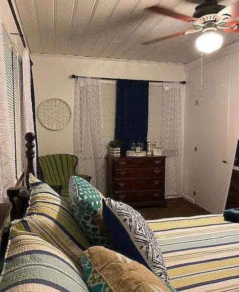 2405 Buckingham Ave — Photo 9